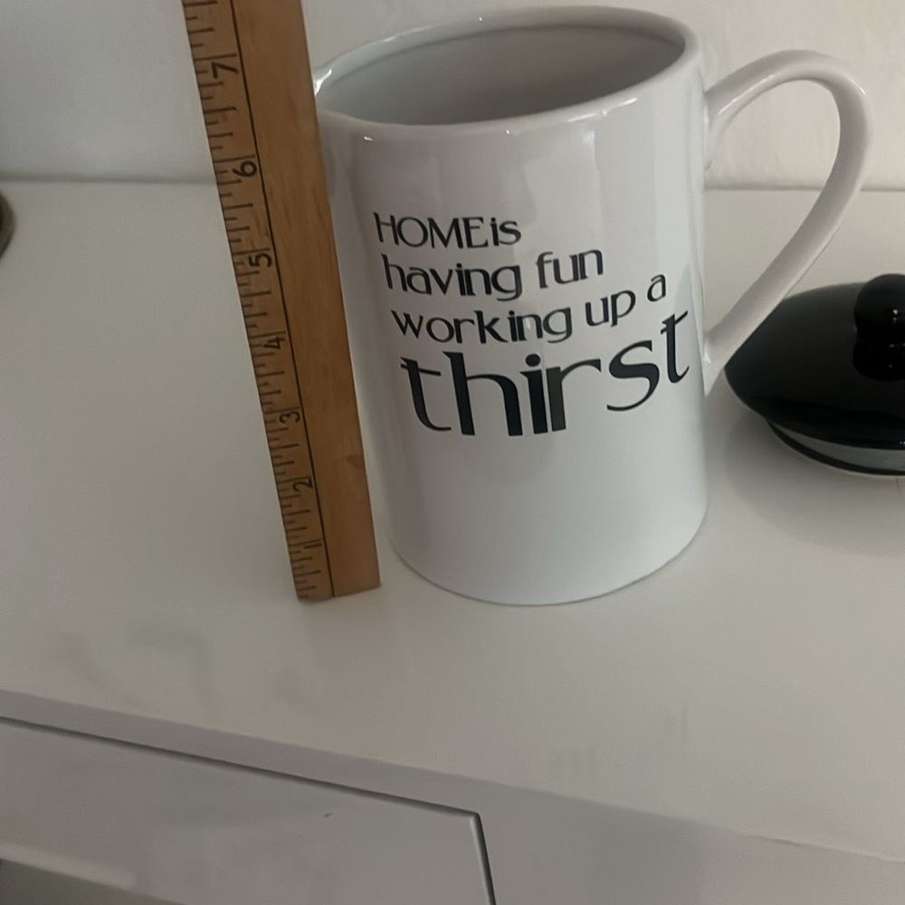 (THE OLD POTTERY COMPANY) Mug - Picture 9 of 10